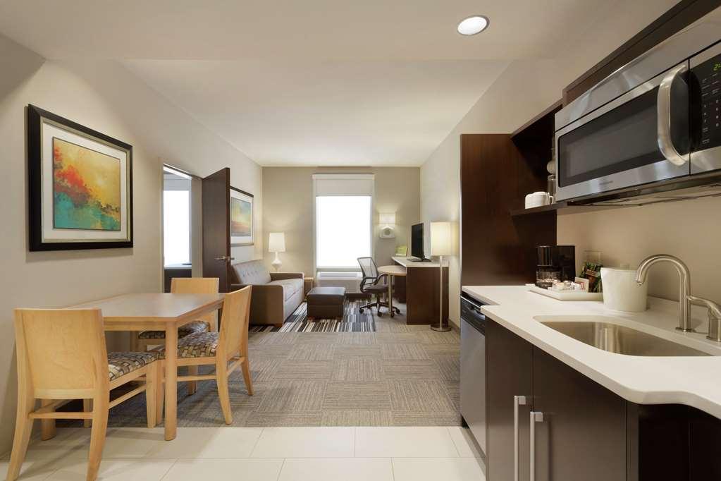 Home2 Suites By Hilton Форт-Смит Номер фото